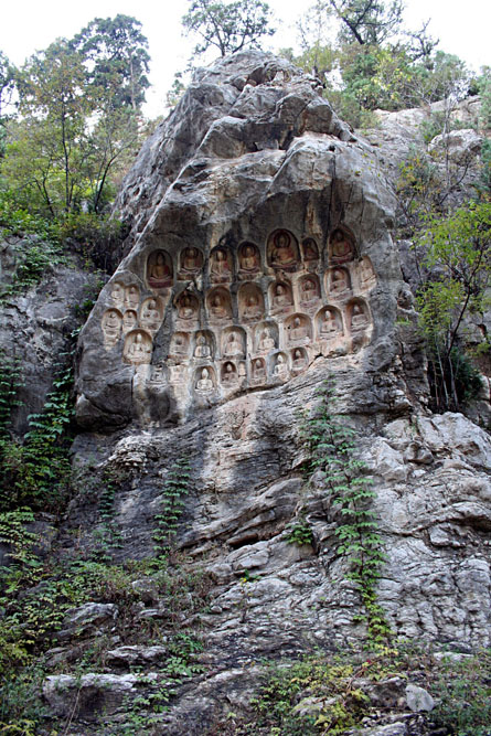 Thousand buddha cliff shandong 2006_09_2