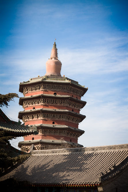 shutterstock_69502993 Henan, Pagoda built 1000 years ago, in Anyang City, Henan, China