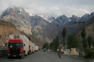 Chinese-Pakistani trade along the Karakoram Highway
