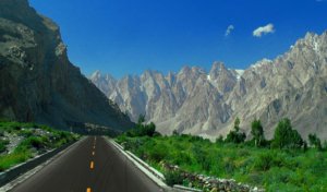 Karakoram Highway connecting China and Pakistan
